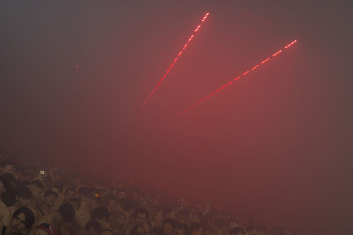 Loading... just a sec